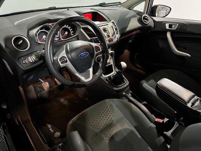 Ford fiesta 1.25 champion, 31-txv-9 - afbeelding 2 van  15