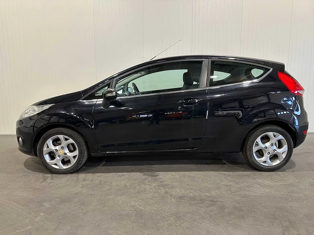 Ford fiesta 1.25 titanium 88-jnv-6 - afbeelding 10 van  17