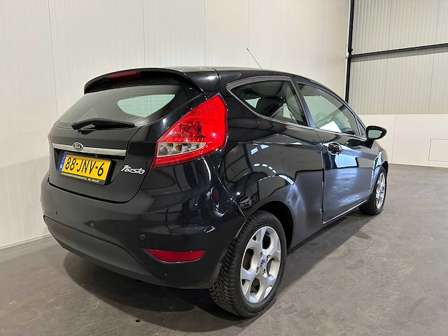 Ford fiesta 1.25 titanium 88-jnv-6 - afbeelding 13 van  17