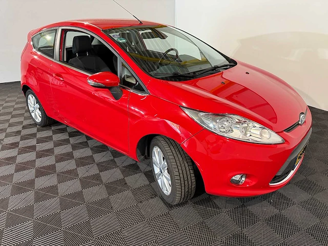 Ford fiesta 1.25 titanium, 98-nvt-9 - afbeelding 10 van  13