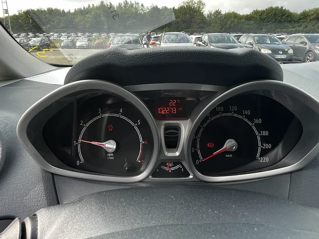 Ford fiesta 1.25i titanium 82,2011 - afbeelding 24 van  27