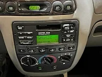 Ford fiesta 1.3 16v ghia, xb-js-93 - afbeelding 4 van  13