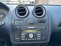 Ford fiesta 1.3-8v champion 2006 | 33-tg-pv i - afbeelding 8 van  24