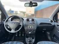 Ford fiesta 1.3-8v champion 2006 | 33-tg-pv i - afbeelding 15 van  24