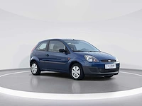 Ford fiesta 1.3-8v champion 2006 | 33-tg-pv i - afbeelding 12 van  24