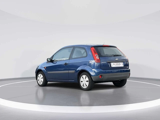 Ford fiesta 1.3-8v champion 2006 | 33-tg-pv i - afbeelding 24 van  24