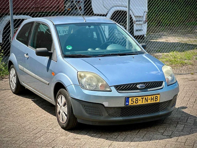 Ford fiesta 1.3 8v champion, 58-tn-hb - afbeelding 7 van  13