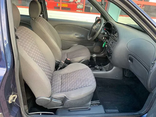 Ford fiesta 1.3 8v classic, 80-hn-hp - afbeelding 12 van  15