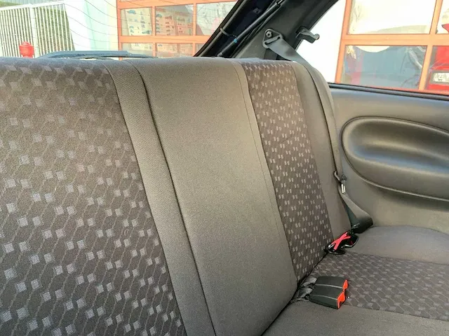 Ford fiesta 1.3 8v classic, 80-hn-hp - afbeelding 15 van  15