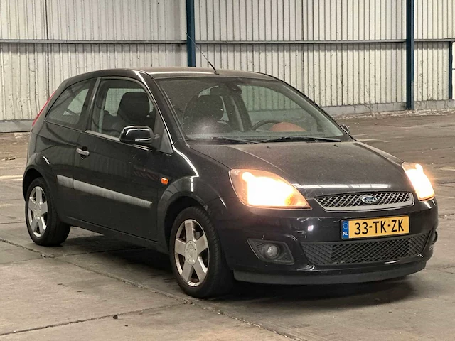Ford fiesta 1.3 8v futura, 33-tk-zk - afbeelding 7 van  13