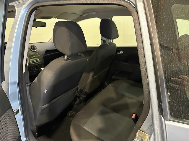 Ford fiesta 1.3-8v futura 51-sr-zb - afbeelding 2 van  15