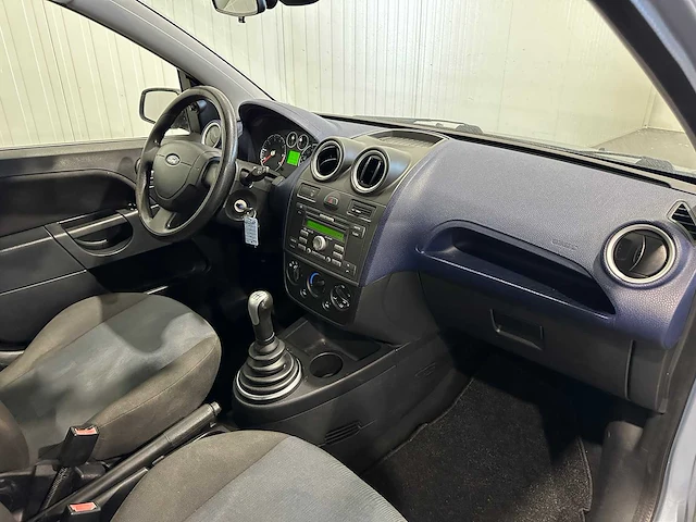 Ford fiesta 1.3-8v futura 51-sr-zb - afbeelding 3 van  15