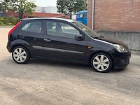 Ford fiesta 1.3 8v futura, 61-sz-nd - afbeelding 2 van  14