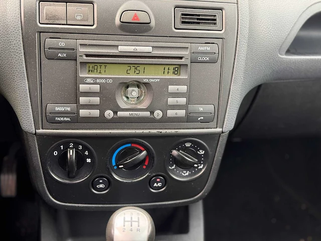 Ford fiesta 1.3 8v futura, 61-sz-nd - afbeelding 4 van  14