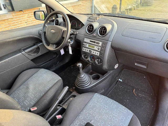 Ford fiesta 1.3 ambiente 49-np-pk - afbeelding 11 van  14