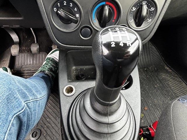 Ford fiesta 1.3i ebony, 22107 - afbeelding 4 van  39