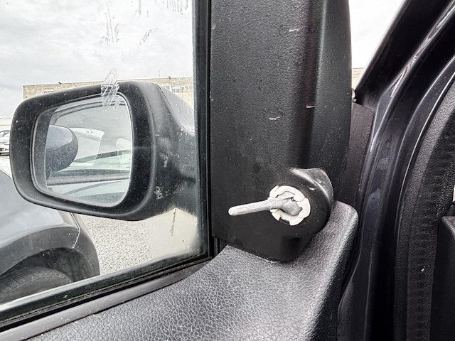 Ford fiesta 1.3i ebony, 22107 - afbeelding 8 van  39