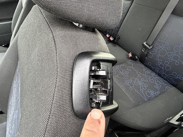 Ford fiesta 1.3i ebony, 22107 - afbeelding 10 van  39