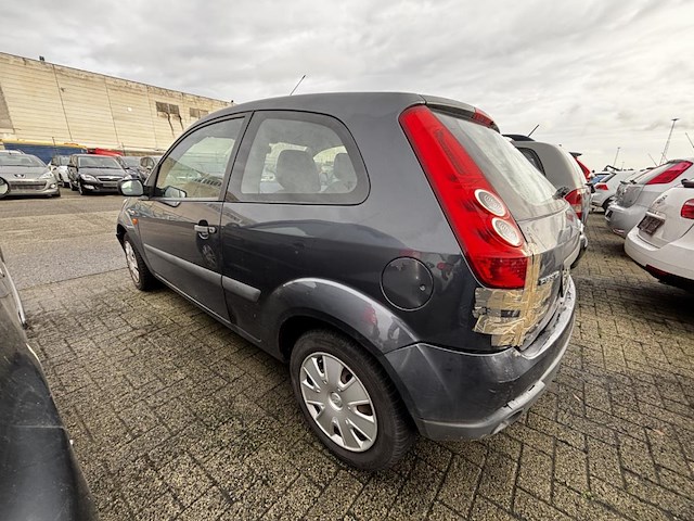 Ford fiesta 1.3i ebony, 22107 - afbeelding 36 van  39