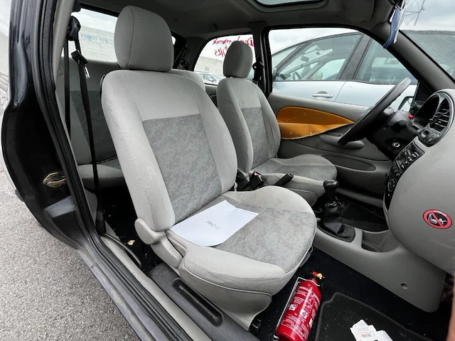 Ford fiesta 1.3i start 70, 1999 - afbeelding 13 van  33
