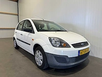 Ford fiesta 1.4-16v ambiente 67-sn-xk - afbeelding 17 van  19