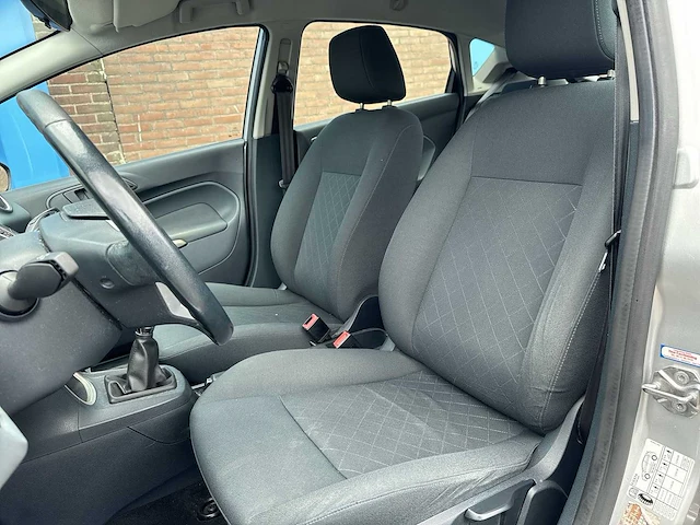 Ford fiesta 1.4 ghia car 2009 | 44-hkr-4 - afbeelding 2 van  27