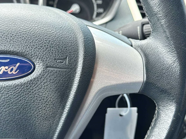 Ford fiesta 1.4 ghia car 2009 | 44-hkr-4 - afbeelding 9 van  27