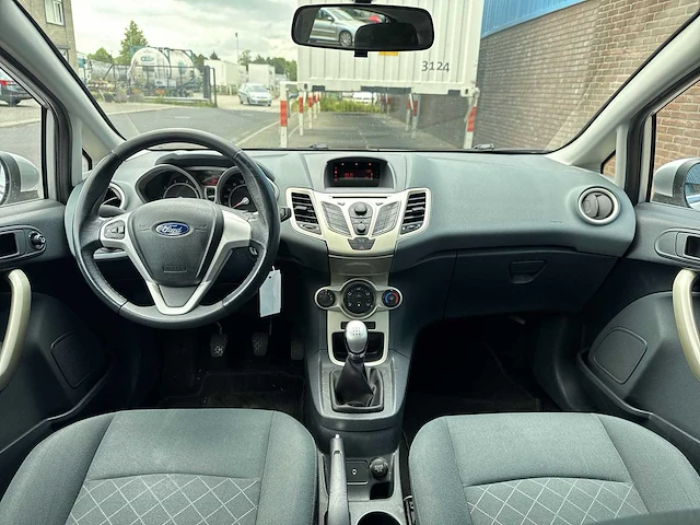 Ford fiesta 1.4 ghia car 2009 | 44-hkr-4 - afbeelding 17 van  27