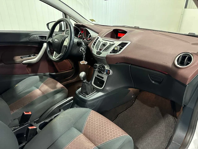Ford fiesta 1.4 trend 3-tfj-43 - afbeelding 2 van  19