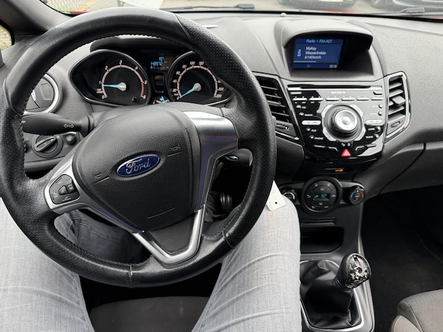Ford fiesta 1.5 tdci st-line 95,2017 - afbeelding 25 van  26