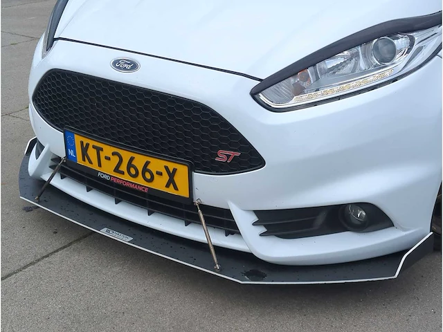 Ford fiesta 1.6 st2 2015 | kt-266-x i - afbeelding 25 van  32
