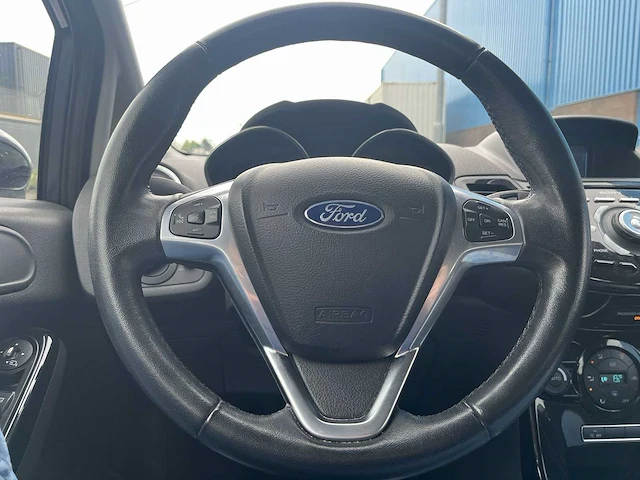 Ford fiesta 1.6 tdci lease titanium car 2014 | 4-xjv-44 - afbeelding 5 van  24