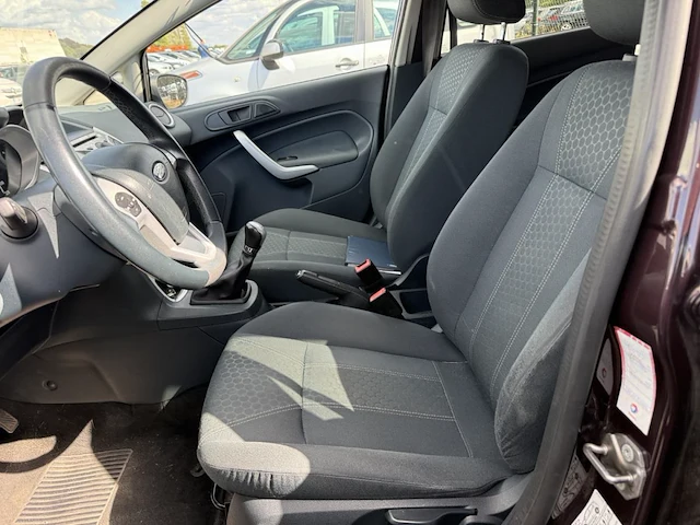 Ford fiesta, 2010 - afbeelding 29 van  31