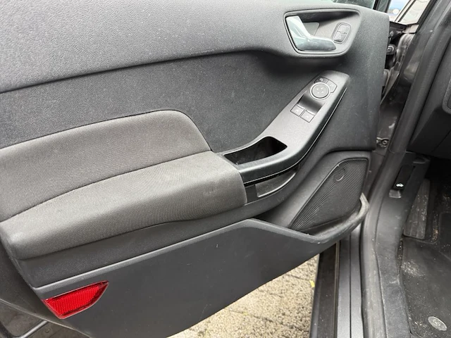 Ford fiesta trend 85,2018 - afbeelding 25 van  28
