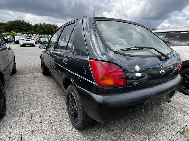 Ford fiesta,1996 - afbeelding 25 van  29