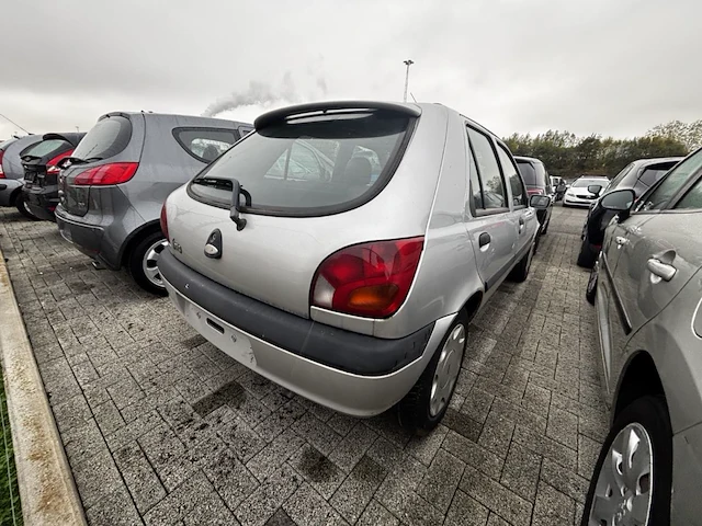 Ford fiesta,2001 - afbeelding 24 van  29
