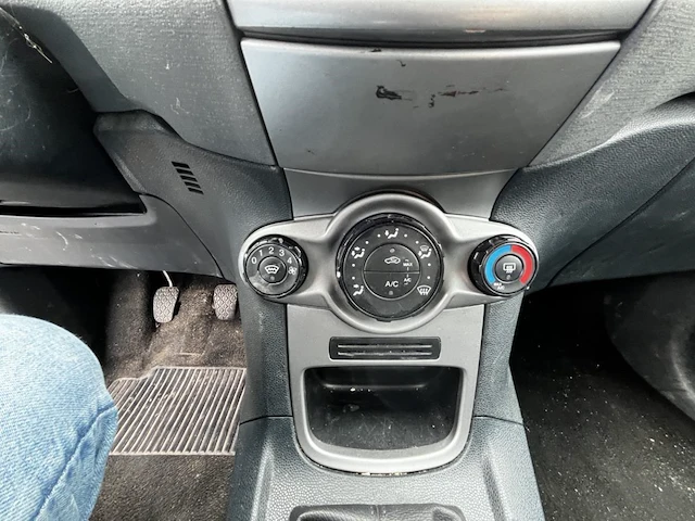 Ford fiesta,2010 - afbeelding 2 van  33