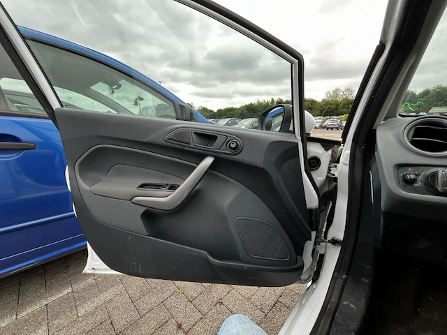 Ford fiesta,2010 - afbeelding 7 van  33