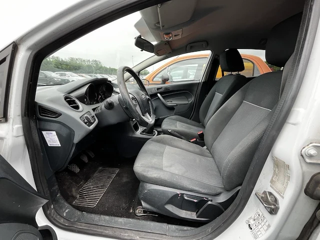 Ford fiesta,2010 - afbeelding 8 van  33