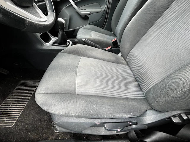 Ford fiesta,2010 - afbeelding 9 van  33