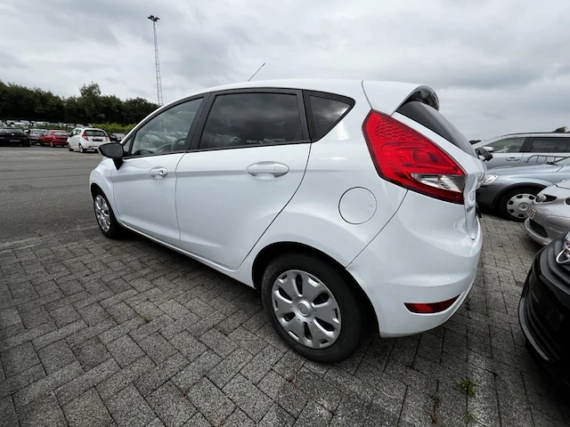 Ford fiesta,2010 - afbeelding 30 van  33