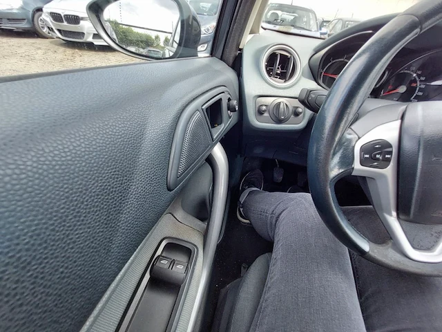 Ford fiesta,2010 - afbeelding 7 van  29