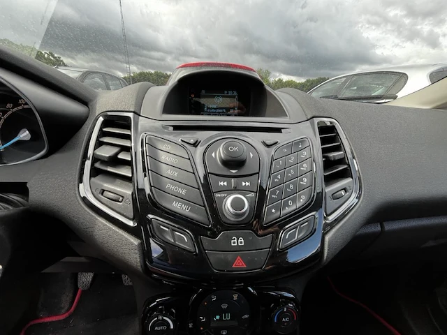 Ford fiesta,2013 - afbeelding 25 van  25