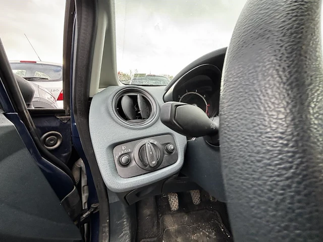 Ford fiestan,2009 - afbeelding 7 van  25