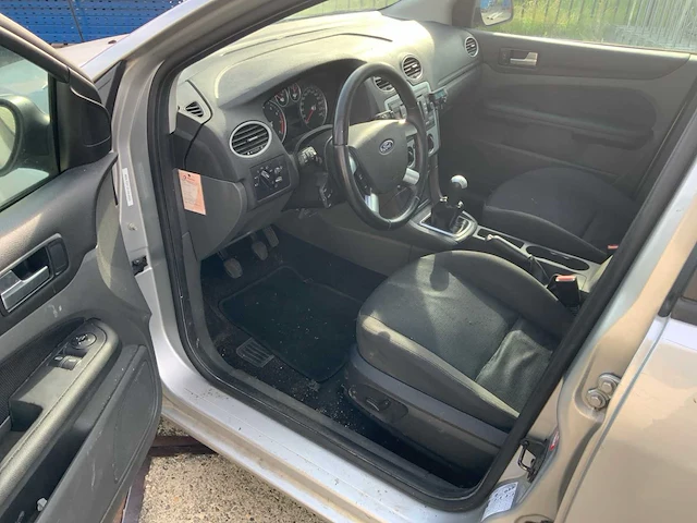 Ford focus - 2007 - wagon personenauto - afbeelding 13 van  29