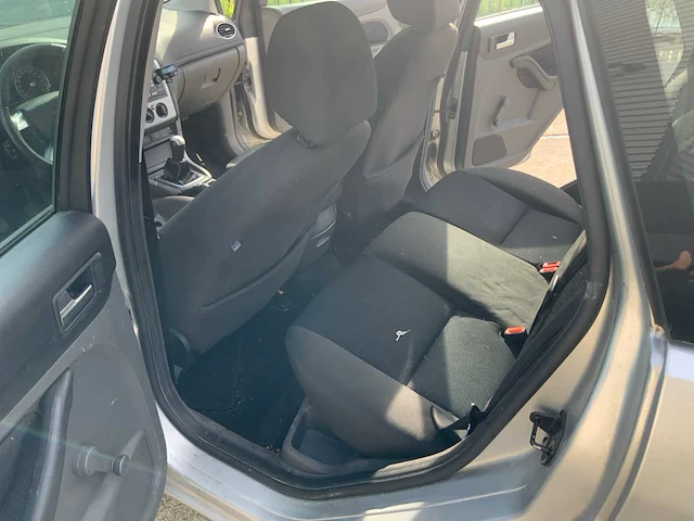 Ford focus - 2007 - wagon personenauto - afbeelding 20 van  29