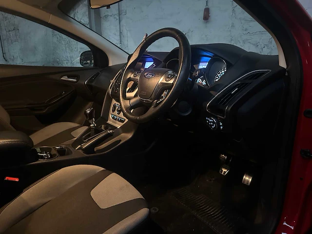 Ford focus 1.0 ecob. titanium 125pk 2012, t-897-ph - afbeelding 15 van  34