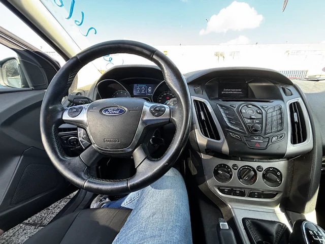 Ford focus 1.0 ecoboost econetic tech. edition 125, 2013 - afbeelding 28 van  28