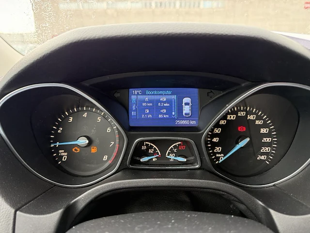 Ford focus 1.0 ecoboost econetic tech. titanium 125, 2013 - afbeelding 6 van  29