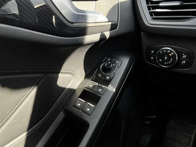 Ford focus 1.0 ecoboost hybrid st line x | t-508-gv - afbeelding 8 van  40